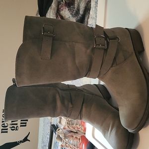 Maurices Grey Boots